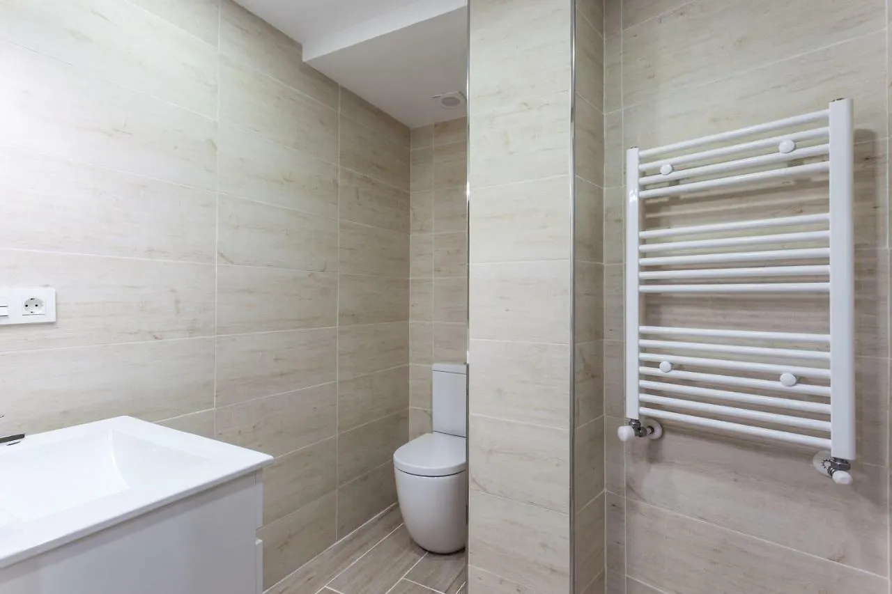 Apartamentos Reina Isabel Granada 0*,  España