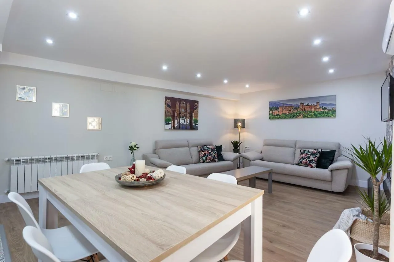 Apartamentos Reina Isabel Granada España