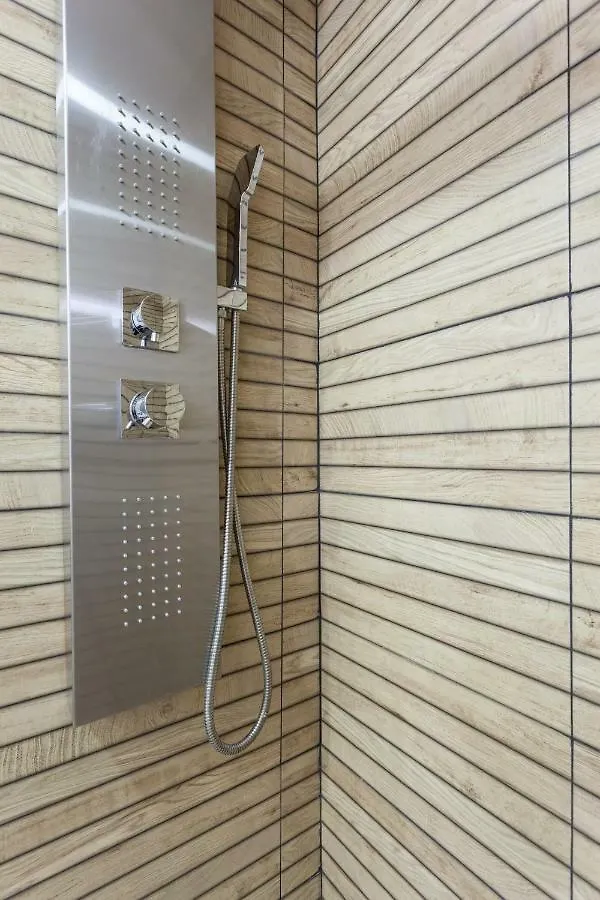 Apartamentos Reina Isabel Granada